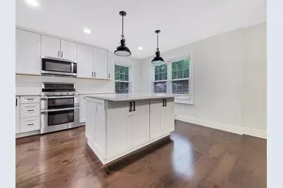 401 S Fourth Avenue, Libertyville, IL 60048 - Photo 5