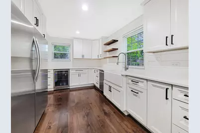 401 S Fourth Avenue, Libertyville, IL 60048 - Photo 7