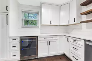 401 S 4th Ave, Libertyville, IL 60048 - Photo 9