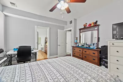 6414 N Hoyne Avenue #3W, Chicago, IL 60645 - Photo 13