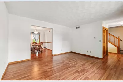 307 Shelden Drive, Winnebago, IL 61088 - Photo 9