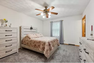 307 Shelden Drive, Winnebago, IL 61088 - Photo 13