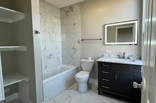 501 W 60th Pl, Chicago, IL 60621 - Photo 9