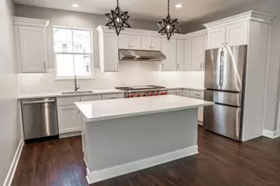 2 E Slade St, Palatine, IL 60067 - Photo 11