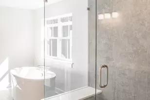 2 E Slade St, Palatine, IL 60067 - Photo 13