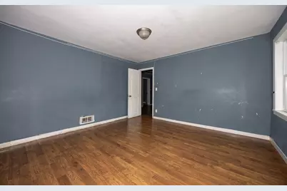 17231 Laflin Avenue, East Hazel Crest, IL 60429 - Photo 13