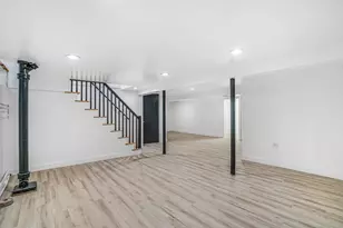 9602 S Troy Ave, Evergreen Park, IL 60805 - Photo 29