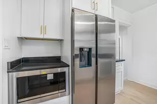 9602 S Troy Ave, Evergreen Park, IL 60805 - Photo 19