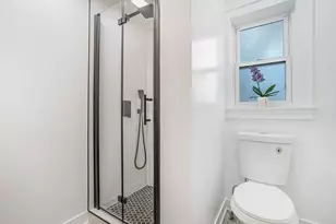 9602 S Troy Ave, Evergreen Park, IL 60805 - Photo 11