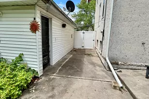 504 9th St, Lasalle, IL 61301 - Photo 29