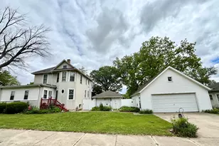 504 9th St, Lasalle, IL 61301 - Photo 1