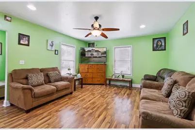 323 Tay Street, Rockford, IL 61102 - Photo 7