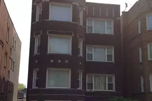 7965 S Phillips Ave, Chicago, IL 60617 - Photo 3