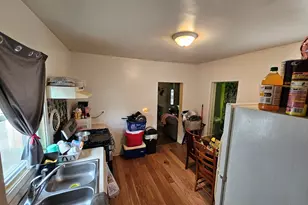 315 Vandalia St, Elgin, IL 60123 - Photo 3