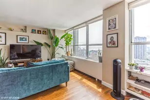 655 W Irving Park Rd, Chicago, IL 60613 - Photo 11