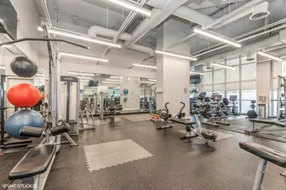 655 W Irving Park Road #2713, Chicago, IL 60613 - Photo 29