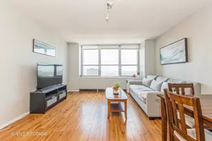 655 W Irving Park Rd, Chicago, IL 60613 - Photo 11