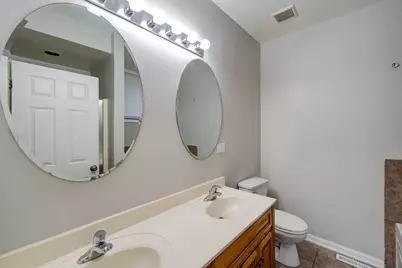 947 W 51st Street, Chicago, IL 60609 - Photo 9