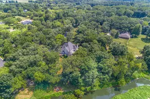 166 N Buckley Rd, Barrington Hills, IL 60010 - Photo 3