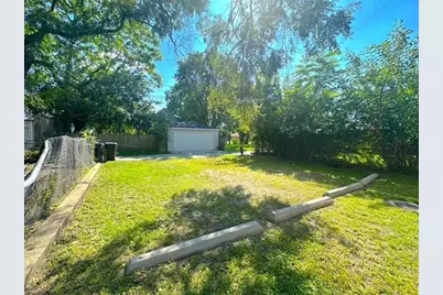 11739 S Indiana Avenue, Chicago, IL 60628 - Photo 7