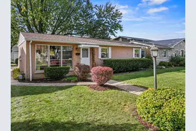 1724 Illinois Street, Des Plaines, IL 60018 - Photo 1