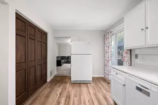 1887 Paddington Ave, Naperville, IL 60563 - Photo 3