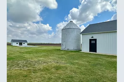 2034 Gittleson Road, Rochelle, IL 61068 - Photo 23