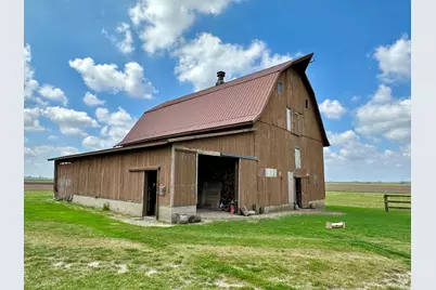 2034 Gittleson Road, Rochelle, IL 61068 - Photo 29