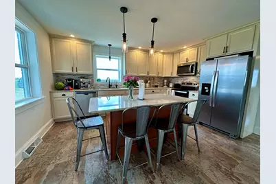 2034 Gittleson Road, Rochelle, IL 61068 - Photo 7