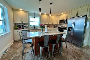 2034 Gittleson Rd, Rochelle, IL 61068 - Photo 7