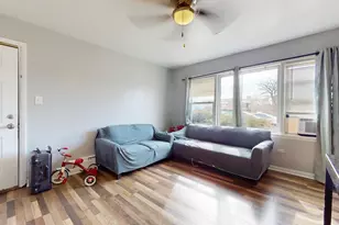 10548 Crown Rd, Franklin Park, IL 60131 - Photo 3