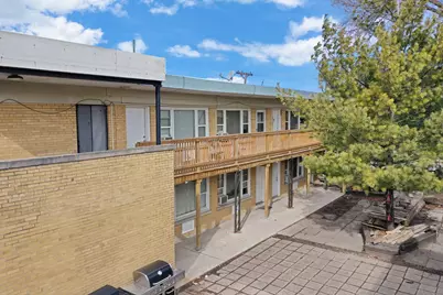 10542 Crown Road, Franklin Park, IL 60131 - Photo 13