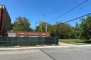 212 E 41st St, Chicago, IL 60653 - Photo 1