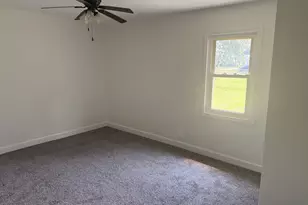 126 N 8th St, Hennepin, IL 61327 - Photo 9