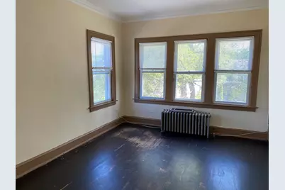 300 Waltham Street, Calumet City, IL 60409 - Photo 3