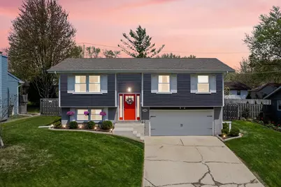 716 S 9th Avenue, Saint Charles, IL 60174 - Photo 3