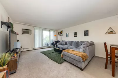 2222 S Stewart Avenue #4K, Lombard, IL 60148 - Photo 5