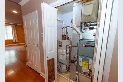 2612 W Diversey Avenue #101, Chicago, IL 60647 - Photo 11