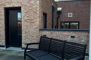 154 W Superior St, Chicago, IL 60654 - Photo 15