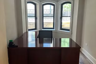 154 W Superior St, Chicago, IL 60654 - Photo 9