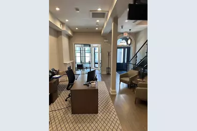 154 W Superior Street, Chicago, IL 60654 - Photo 13