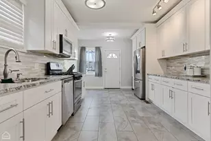 9320 S Racine Ave, Chicago, IL 60620 - Photo 7