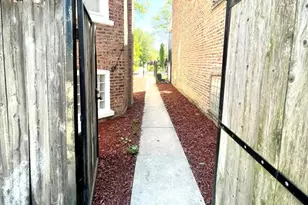 1426 N Central Park Ave, Chicago, IL 60651 - Photo 5