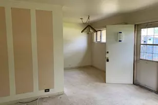 323 Windsor St, Park Forest, IL 60466 - Photo 3