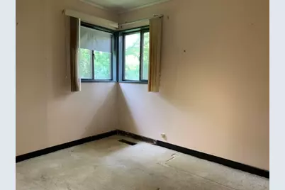 323 Windsor Street, Park Forest, IL 60466 - Photo 9