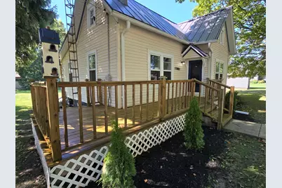 103 W Cherokee Avenue W, Shabbona, IL 60550 - Photo 9