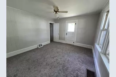 103 W Cherokee Avenue W, Shabbona, IL 60550 - Photo 27