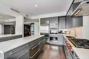 800 N Michigan Ave, Chicago, IL 60611 - Photo 9