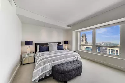 800 N Michigan Avenue #4801, Chicago, IL 60611 - Photo 17