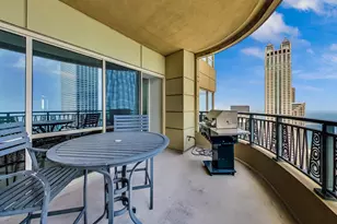 800 N Michigan Ave, Chicago, IL 60611 - Photo 21